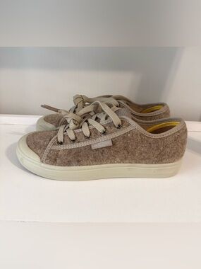 Keen Wool Lace-Up Sneakers in Taupe and Cream new